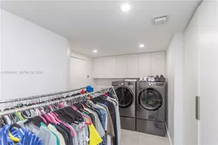 20191 E Country Club Dr, Aventura, FL 33180 - Photo 16
