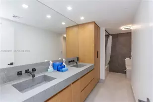 20191 E Country Club Dr, Aventura, FL 33180 - Photo 22