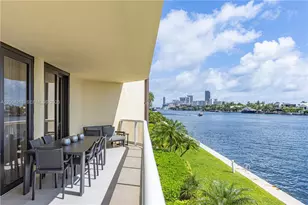 20191 E Country Club Dr, Aventura, FL 33180 - Photo 34