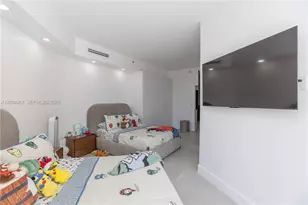 20191 E Country Club Dr, Aventura, FL 33180 - Photo 24