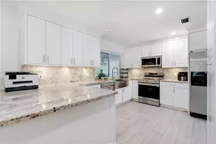 26105 SW 193rd Ave, Homestead, FL 33031 - Photo 12