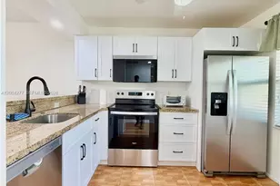 1203 Bahama Bend, Coconut Creek, FL 33066 - Photo 4