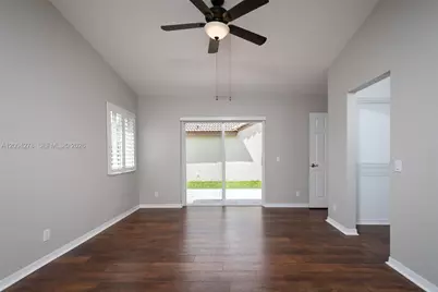 1524 Canary Island Dr, Weston, FL 33327 - Photo 10