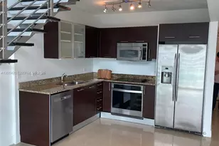 41 SE 5th St, Miami, FL 33131 - Photo 8