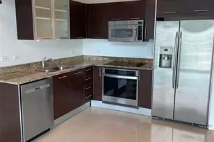 41 SE 5th St, Miami, FL 33131 - Photo 6