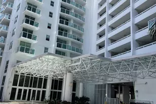 41 SE 5th St, Miami, FL 33131 - Photo 1