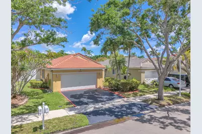 1600 Salerno Cir, Weston, FL 33327 - Photo 2