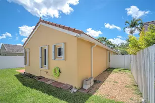 1600 Salerno Cir, Weston, FL 33327 - Photo 40
