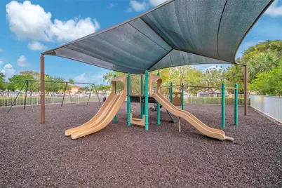 1600 Salerno Cir, Weston, FL 33327 - Photo 44