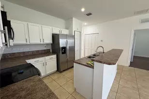 2356 NE 3rd Ct, Homestead, FL 33033 - Photo 8