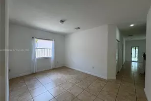 2356 NE 3rd Ct, Homestead, FL 33033 - Photo 4