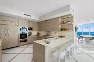 50 South Pointe Dr, Miami Beach, FL 33139 - Photo 12