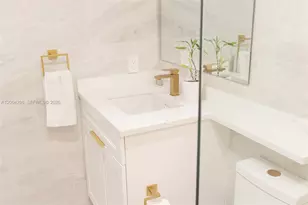 3250 N Palm Aire Dr, Pompano Beach, FL 33069 - Photo 16
