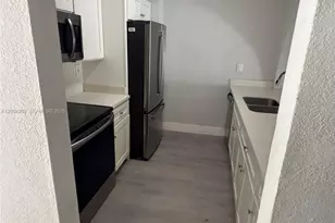 21002 NW 39th Ave, Miami Gardens, FL 33055 - Photo 4