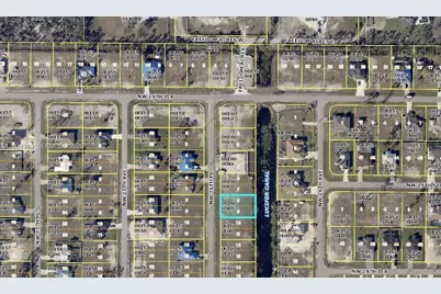 2831 NW 26th Pl, Cape Coral, FL 33993 - Photo 2