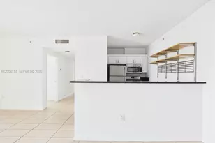 425 NE 30th St, Miami, FL 33137 - Photo 6