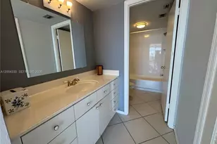 18041 Biscayne Blvd, Aventura, FL 33160 - Photo 20