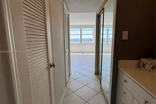 18041 Biscayne Blvd, Aventura, FL 33160 - Photo 22