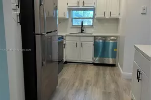 8962 S Hollybrook Blvd, Pembroke Pines, FL 33025 - Photo 8