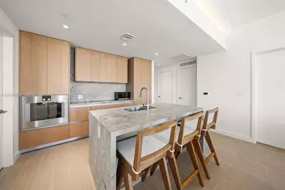 500 Alton Rd #1707, Miami Beach, FL 33139 - Photo 6