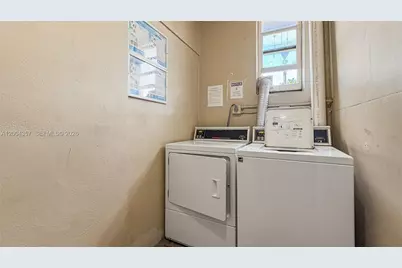 1300 Lincoln Rd #B402, Miami Beach, FL 33139 - Photo 24