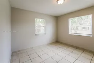 1481 NW 44th St, Miami, FL 33142 - Photo 10