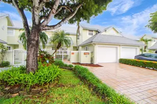 9929 NW 49th Terrace, Doral, FL 33178 - Photo 6