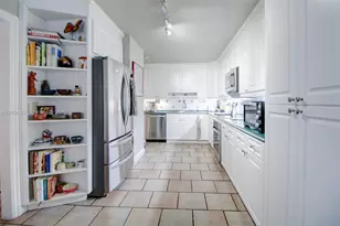 9929 NW 49th Terrace, Doral, FL 33178 - Photo 24
