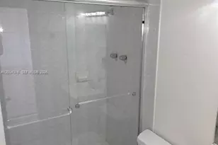 2750 NE 183rd St, Aventura, FL 33160 - Photo 4