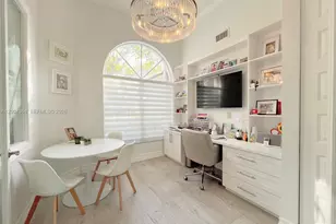 765 Bayside Ln, Weston, FL 33326 - Photo 8