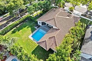765 Bayside Ln, Weston, FL 33326 - Photo 40