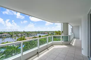 21150 E Point Pl, Aventura, FL 33180 - Photo 46