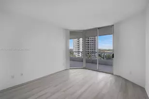 21150 E Point Pl, Aventura, FL 33180 - Photo 30