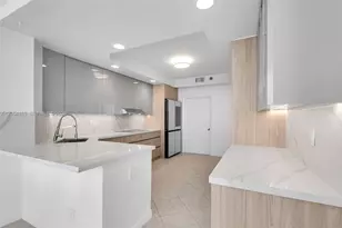 21150 E Point Pl, Aventura, FL 33180 - Photo 14