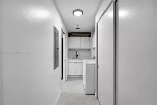 21150 E Point Pl, Aventura, FL 33180 - Photo 38