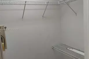 1200 N Brickell Bay Dr, Miami, FL 33131 - Photo 24