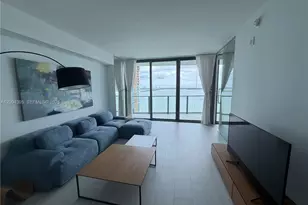 460 NE 28th St, Miami, FL 33137 - Photo 2