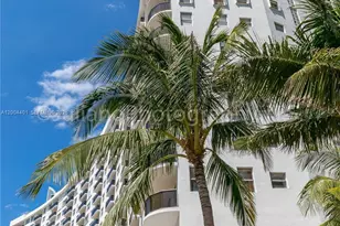 6039 Collins Ave, Miami Beach, FL 33140 - Photo 18