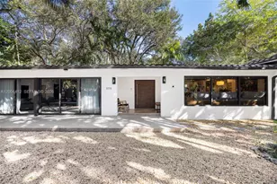 3775 S Le Jeune Rd, Miami, FL 33146 - Photo 22