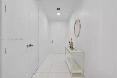 15811 Collins Ave #1205, Sunny Isles Beach, FL 33160 - Photo 4