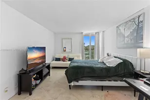 100 Bayview Dr, Sunny Isles Beach, FL 33160 - Photo 20