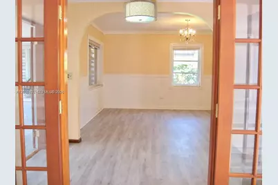 2140 NE 180th St, North Miami Beach, FL 33162 - Photo 14