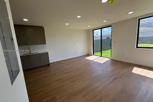 12556 SW 194th St, Miami, FL 33177 - Photo 2