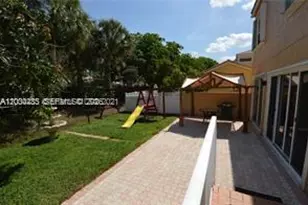 15590 NW 12th Ct, Pembroke Pines, FL 33028 - Photo 18
