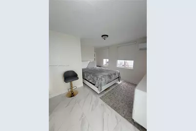 5801 NW 113th Ter #4, Hialeah, FL 33012 - Photo 1