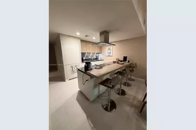 1000 Brickell Plz #4207, Miami, FL 33131 - Photo 16