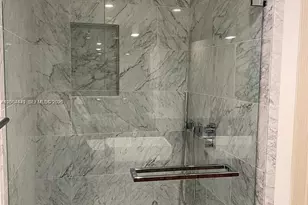 1000 Brickell Plaza, Miami, FL 33131 - Photo 10