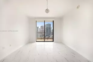 90 SW 3rd St, Miami, FL 33130 - Photo 12