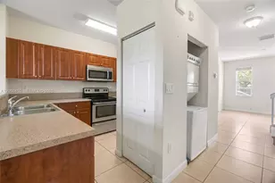 3065 SE 1st Dr, Homestead, FL 33033 - Photo 8