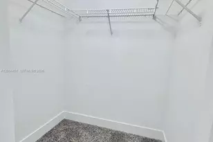 131 SW 117th Ave, Pembroke Pines, FL 33025 - Photo 10